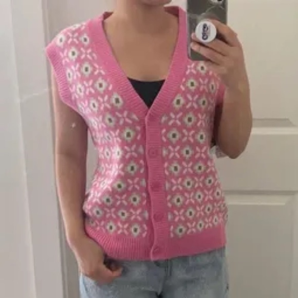 Sundeh pink and green cardigan